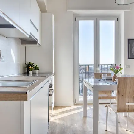 Joivy Comfy Flat With Balcony Apartment Mailand
